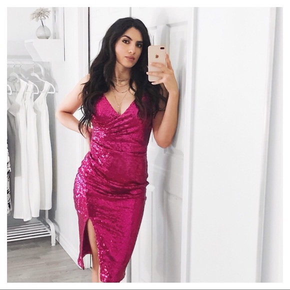 Magenta Sequin Dress - Picture 3 of 3